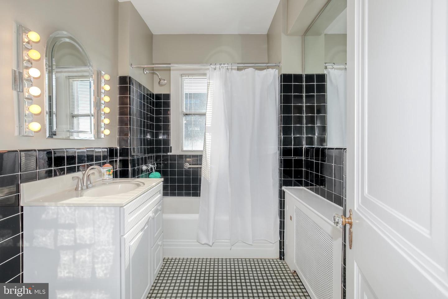 4000 CATHEDRAL AVE NW #531B, WASHINGTON, District Of Columbia 20016, 1 Bedroom Bedrooms, ,1 BathroomBathrooms,Residential,For sale,4000 CATHEDRAL AVE NW #531B,DCDC2241192 MLS # DCDC2241192