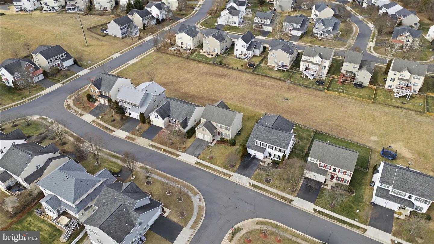 8832 YELLOWTHROAT CT, GAINESVILLE, Virginia 20155, 4 Bedrooms Bedrooms, 8 Rooms Rooms,2 BathroomsBathrooms,Residential,For sale,8832 YELLOWTHROAT CT,VAPW2110684 MLS # VAPW2110684