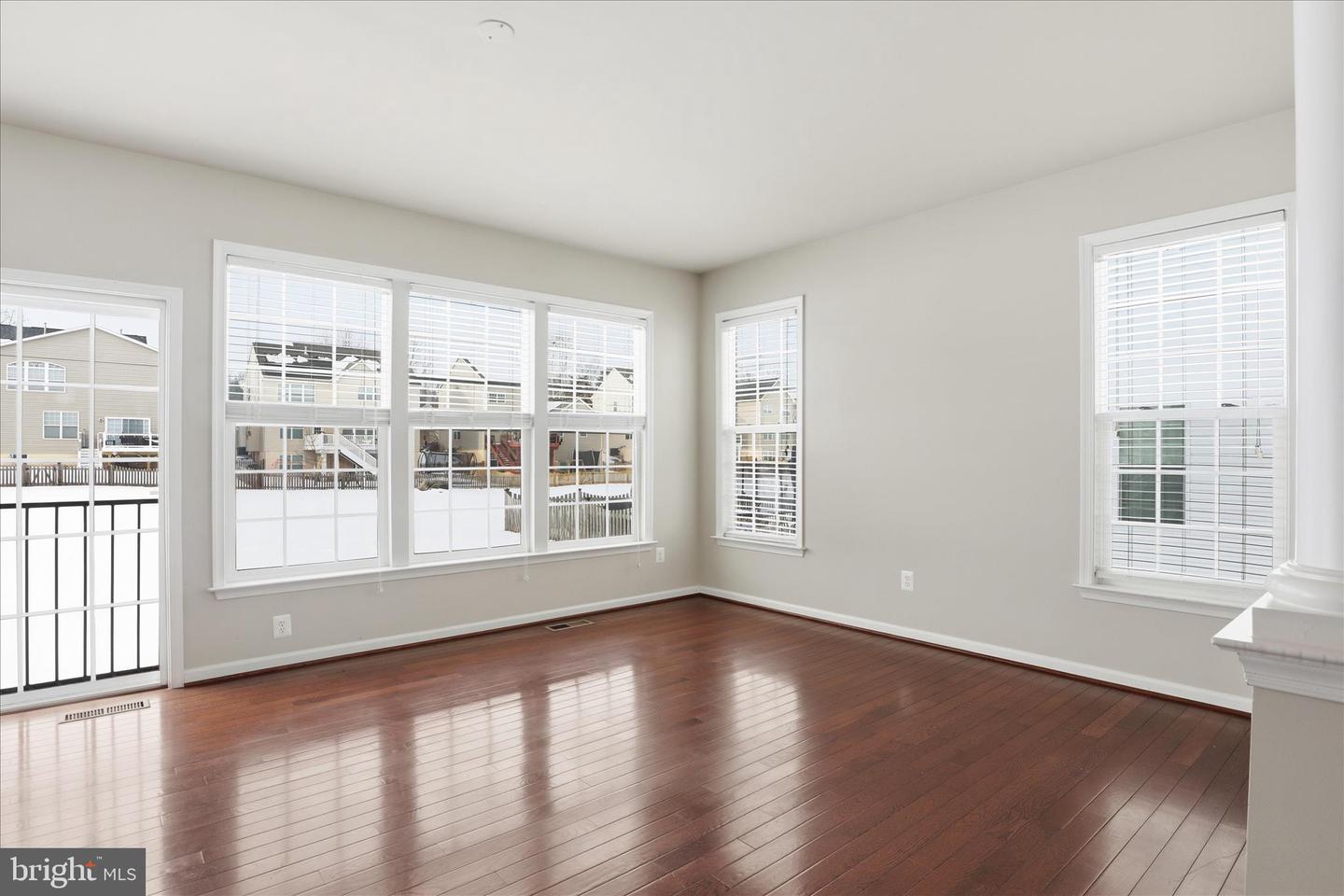 8832 YELLOWTHROAT CT, GAINESVILLE, Virginia 20155, 4 Bedrooms Bedrooms, 8 Rooms Rooms,2 BathroomsBathrooms,Residential,For sale,8832 YELLOWTHROAT CT,VAPW2110684 MLS # VAPW2110684