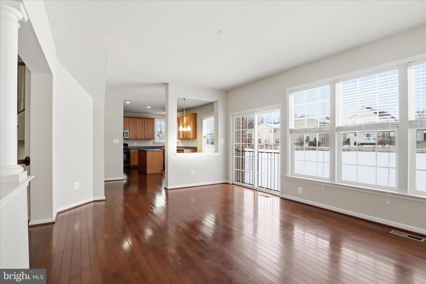 8832 YELLOWTHROAT CT, GAINESVILLE, Virginia 20155, 4 Bedrooms Bedrooms, 8 Rooms Rooms,2 BathroomsBathrooms,Residential,For sale,8832 YELLOWTHROAT CT,VAPW2110684 MLS # VAPW2110684