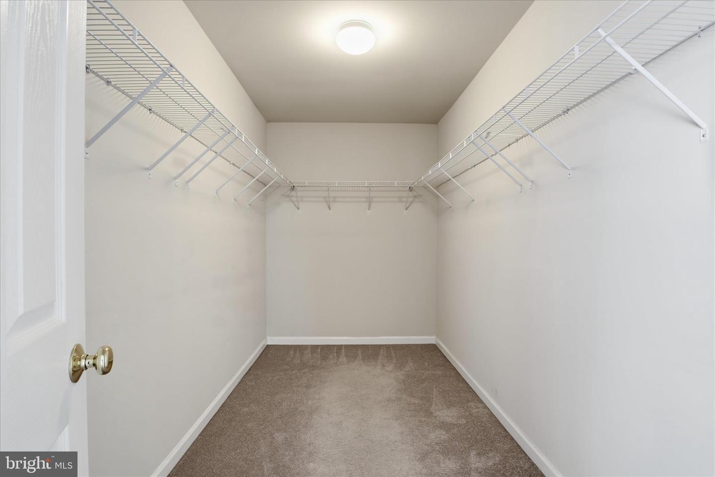 8832 YELLOWTHROAT CT, GAINESVILLE, Virginia 20155, 4 Bedrooms Bedrooms, 8 Rooms Rooms,2 BathroomsBathrooms,Residential,For sale,8832 YELLOWTHROAT CT,VAPW2110684 MLS # VAPW2110684