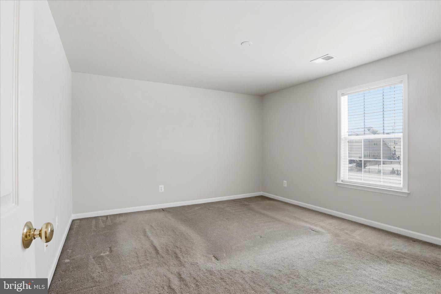 8832 YELLOWTHROAT CT, GAINESVILLE, Virginia 20155, 4 Bedrooms Bedrooms, 8 Rooms Rooms,2 BathroomsBathrooms,Residential,For sale,8832 YELLOWTHROAT CT,VAPW2110684 MLS # VAPW2110684