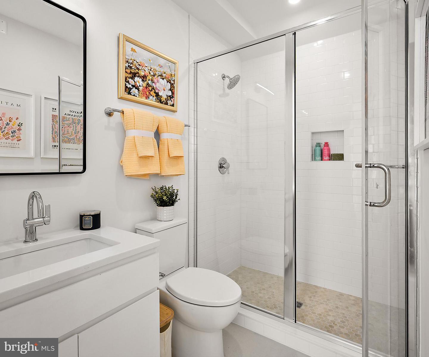 1237 W ST NW #A, WASHINGTON, District Of Columbia 20009, 2 Bedrooms Bedrooms, ,2 BathroomsBathrooms,Residential,For sale,1237 W ST NW #A,DCDC2241954 MLS # DCDC2241954