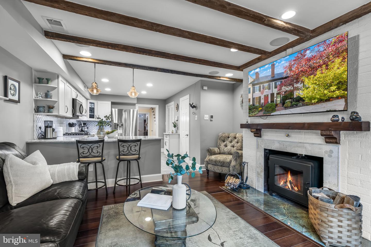 720 GIBBON ST, ALEXANDRIA, Virginia 22314, 3 Bedrooms Bedrooms, ,2 BathroomsBathrooms,Residential,For sale,720 GIBBON ST,VAAX2053340 MLS # VAAX2053340