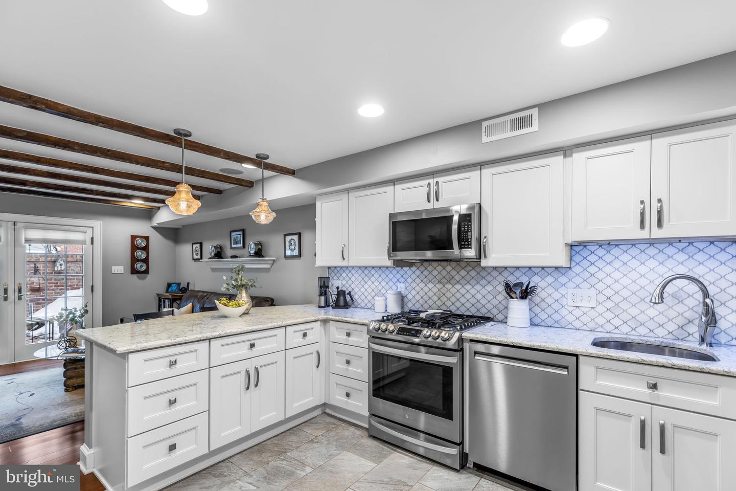 720 GIBBON ST, ALEXANDRIA, Virginia 22314, 3 Bedrooms Bedrooms, ,2 BathroomsBathrooms,Residential,For sale,720 GIBBON ST,VAAX2053340 MLS # VAAX2053340