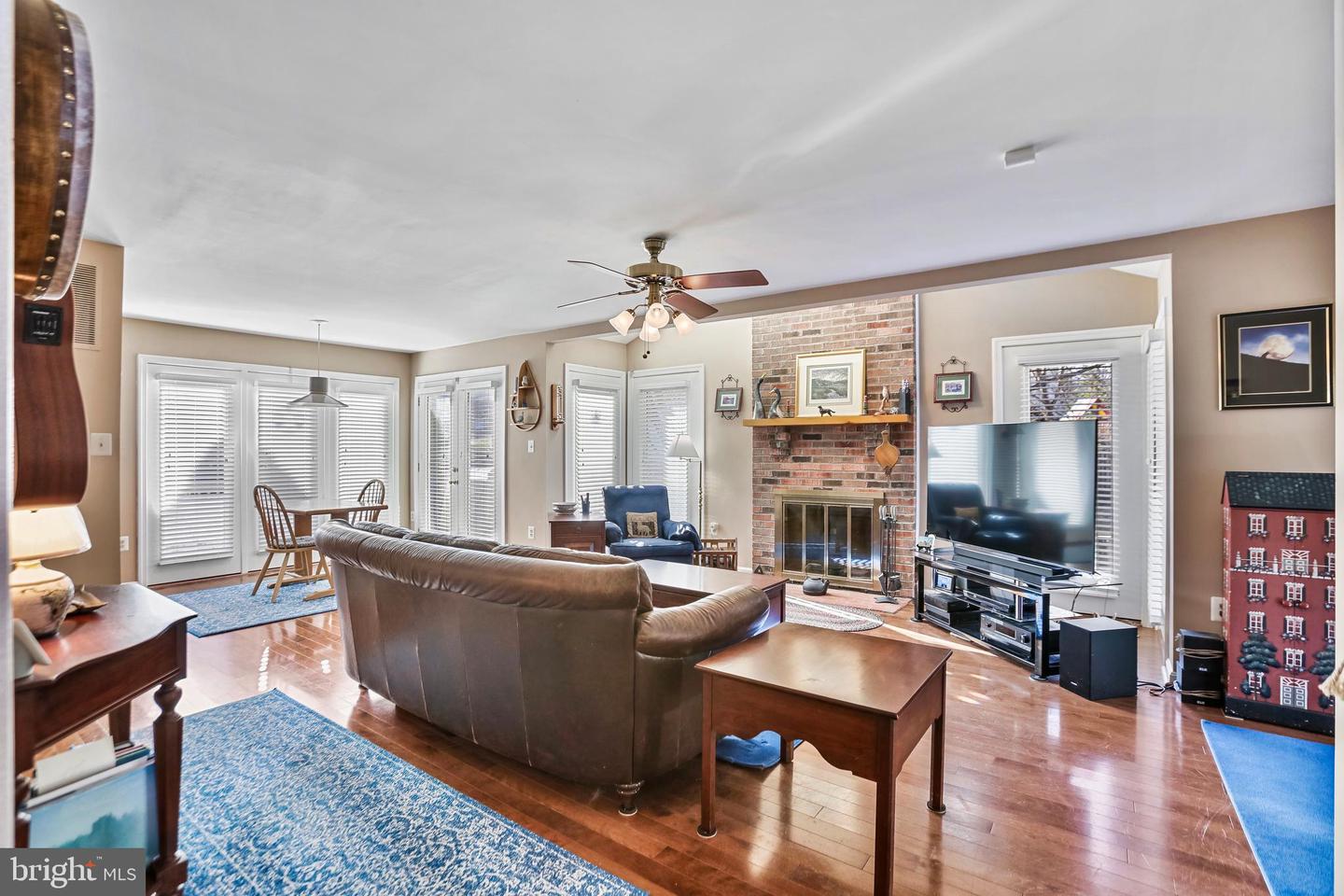 5272 ELLICOTT DR, CENTREVILLE, Virginia 20120, 3 Bedrooms Bedrooms, ,2 BathroomsBathrooms,Residential,For sale,5272 ELLICOTT DR,VAFX2286690 MLS # VAFX2286690