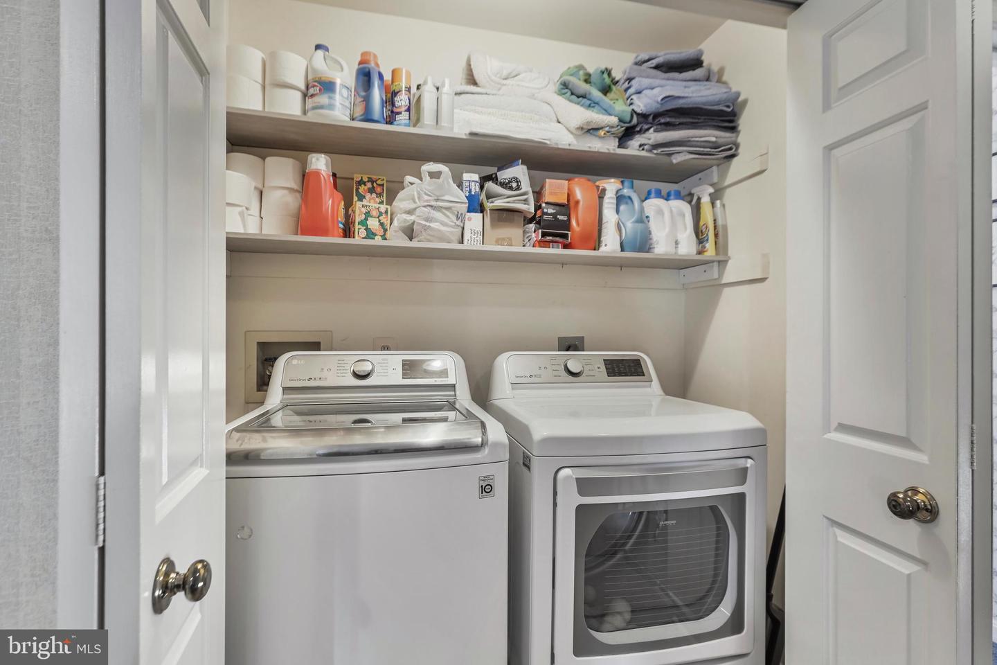 5272 ELLICOTT DR, CENTREVILLE, Virginia 20120, 3 Bedrooms Bedrooms, ,2 BathroomsBathrooms,Residential,For sale,5272 ELLICOTT DR,VAFX2286690 MLS # VAFX2286690