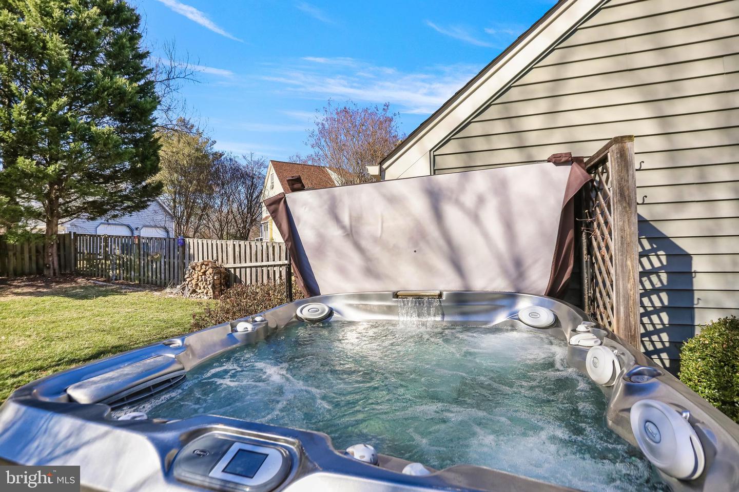 5272 ELLICOTT DR, CENTREVILLE, Virginia 20120, 3 Bedrooms Bedrooms, ,2 BathroomsBathrooms,Residential,For sale,5272 ELLICOTT DR,VAFX2286690 MLS # VAFX2286690