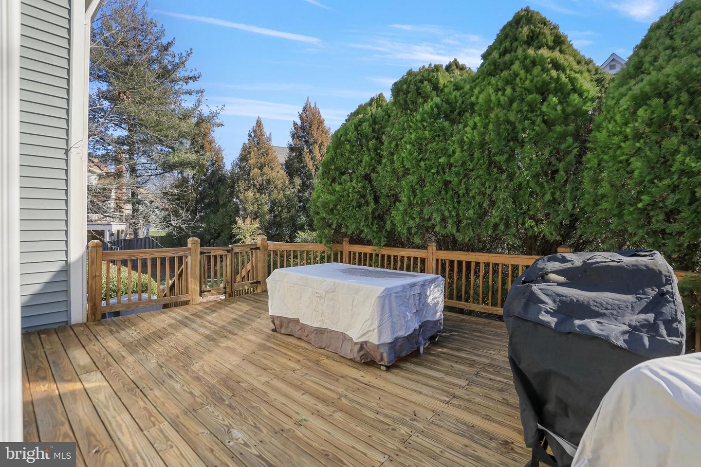 5272 ELLICOTT DR, CENTREVILLE, Virginia 20120, 3 Bedrooms Bedrooms, ,2 BathroomsBathrooms,Residential,For sale,5272 ELLICOTT DR,VAFX2286690 MLS # VAFX2286690