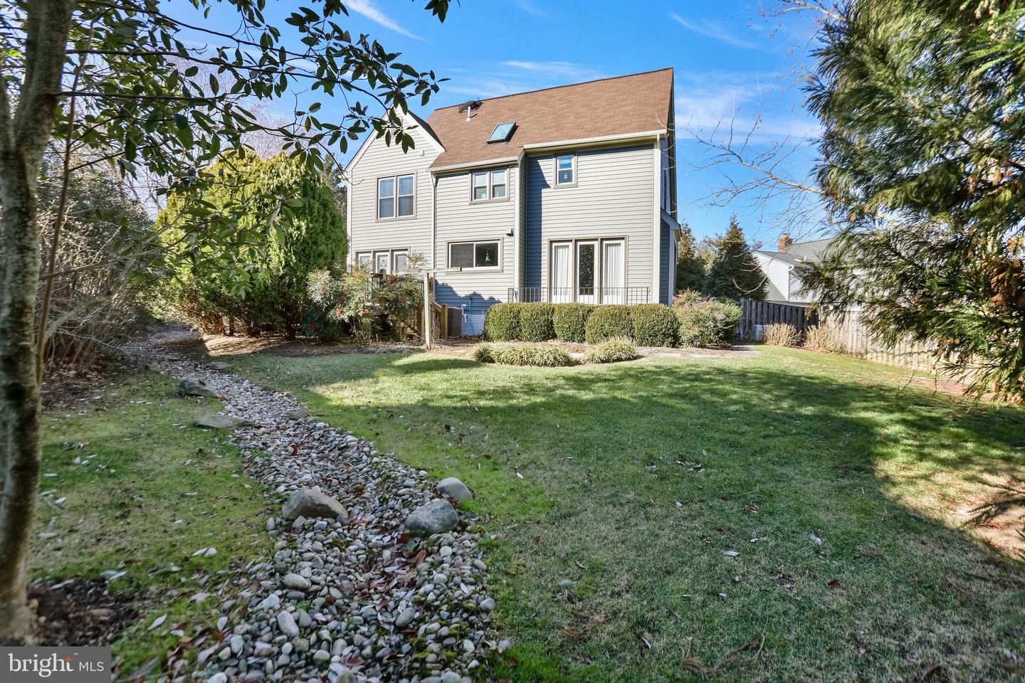 5272 ELLICOTT DR, CENTREVILLE, Virginia 20120, 3 Bedrooms Bedrooms, ,2 BathroomsBathrooms,Residential,For sale,5272 ELLICOTT DR,VAFX2286690 MLS # VAFX2286690