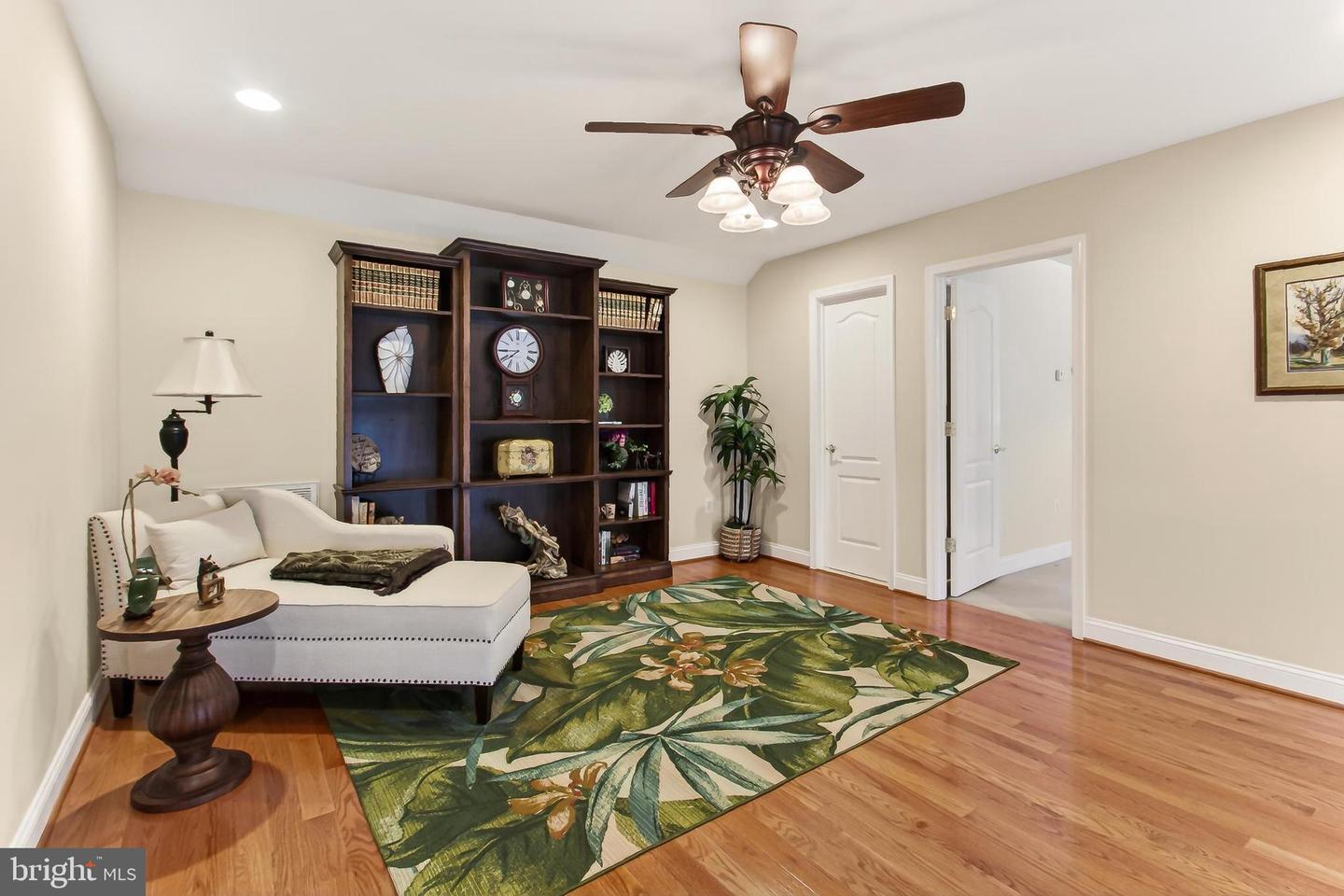 8471 LINK HILLS LOOP, GAINESVILLE, Virginia 20155, 5 Bedrooms Bedrooms, ,4 BathroomsBathrooms,Residential,For sale,8471 LINK HILLS LOOP,VAPW2110912 MLS # VAPW2110912