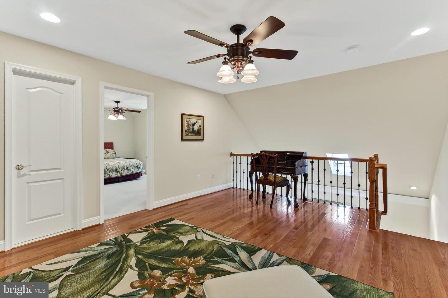 8471 LINK HILLS LOOP, GAINESVILLE, Virginia 20155, 5 Bedrooms Bedrooms, ,4 BathroomsBathrooms,Residential,For sale,8471 LINK HILLS LOOP,VAPW2110912 MLS # VAPW2110912