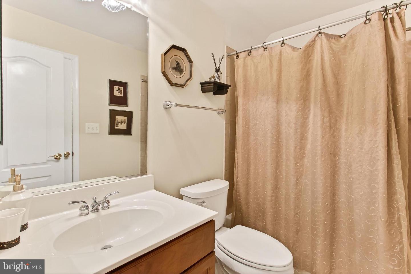 8471 LINK HILLS LOOP, GAINESVILLE, Virginia 20155, 5 Bedrooms Bedrooms, ,4 BathroomsBathrooms,Residential,For sale,8471 LINK HILLS LOOP,VAPW2110912 MLS # VAPW2110912