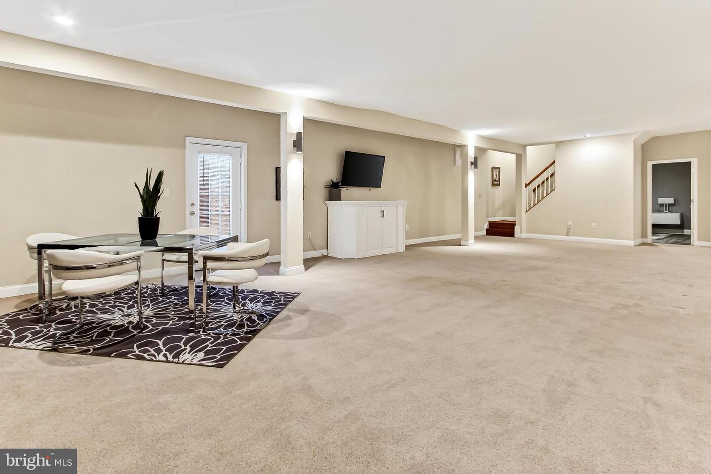 8471 LINK HILLS LOOP, GAINESVILLE, Virginia 20155, 5 Bedrooms Bedrooms, ,4 BathroomsBathrooms,Residential,For sale,8471 LINK HILLS LOOP,VAPW2110912 MLS # VAPW2110912