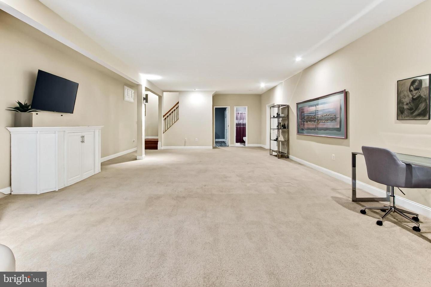 8471 LINK HILLS LOOP, GAINESVILLE, Virginia 20155, 5 Bedrooms Bedrooms, ,4 BathroomsBathrooms,Residential,For sale,8471 LINK HILLS LOOP,VAPW2110912 MLS # VAPW2110912