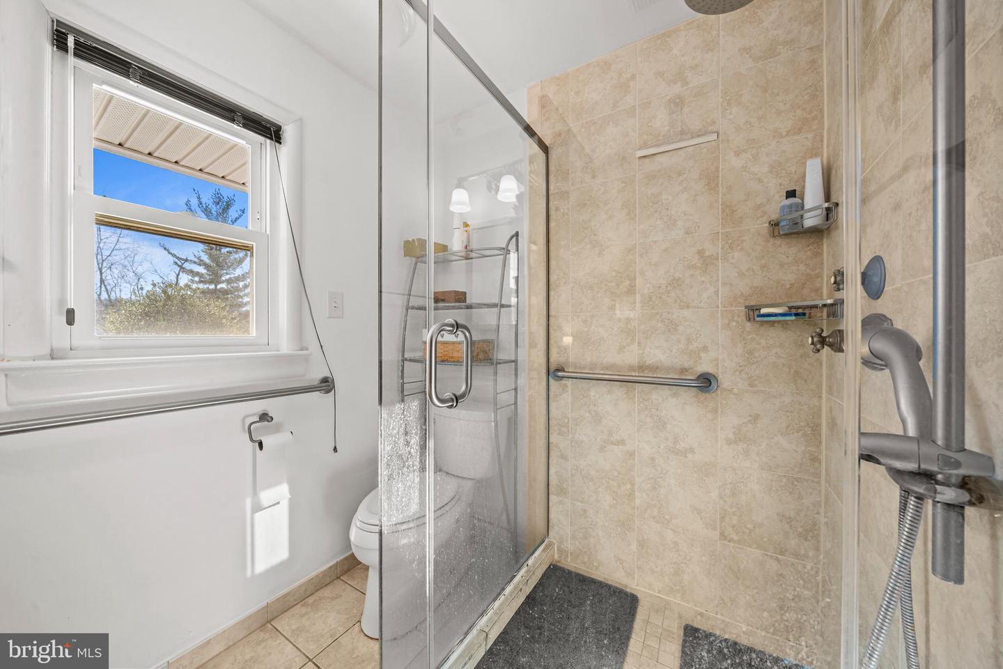 6058 OLD TELEGRAPH RD, ALEXANDRIA, Virginia 22310, 3 Bedrooms Bedrooms, ,3 BathroomsBathrooms,Residential,For sale,6058 OLD TELEGRAPH RD,VAFX2287124 MLS # VAFX2287124