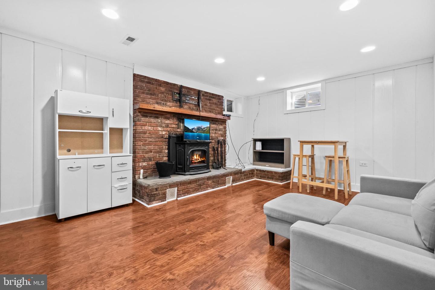 6058 OLD TELEGRAPH RD, ALEXANDRIA, Virginia 22310, 3 Bedrooms Bedrooms, ,3 BathroomsBathrooms,Residential,For sale,6058 OLD TELEGRAPH RD,VAFX2287124 MLS # VAFX2287124