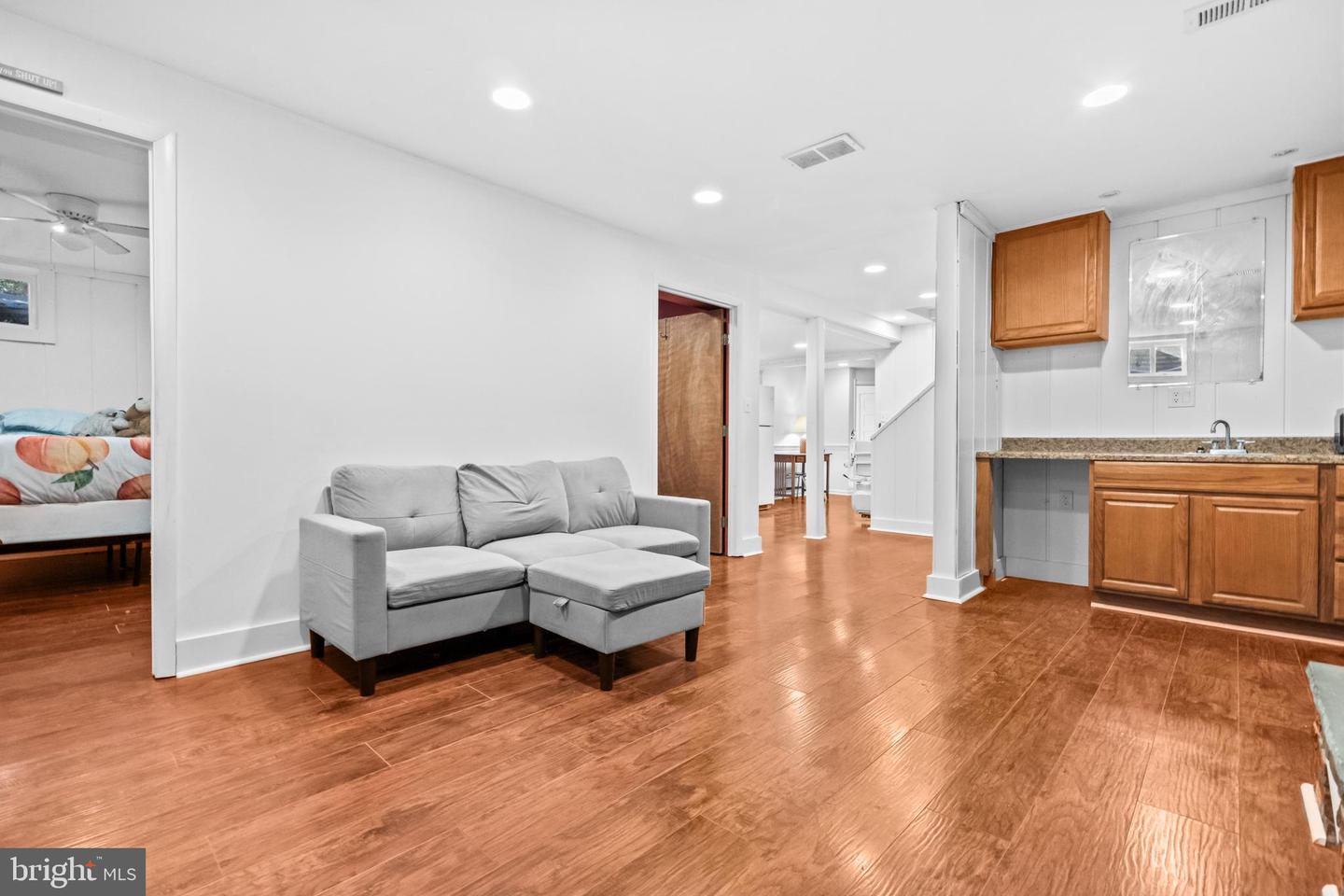 6058 OLD TELEGRAPH RD, ALEXANDRIA, Virginia 22310, 3 Bedrooms Bedrooms, ,3 BathroomsBathrooms,Residential,For sale,6058 OLD TELEGRAPH RD,VAFX2287124 MLS # VAFX2287124