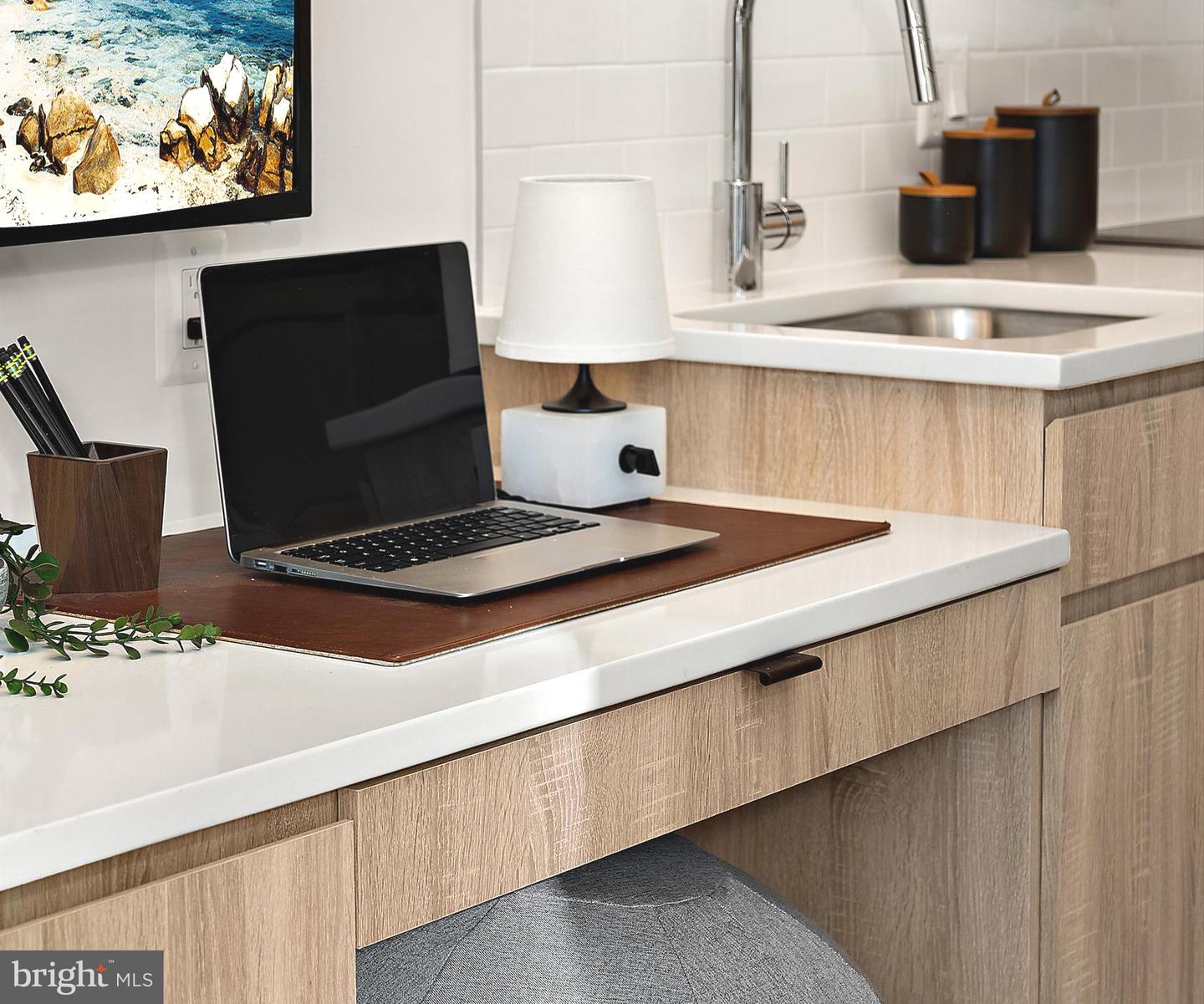 1237 W ST NW #B, WASHINGTON, District Of Columbia 20009, 2 Bedrooms Bedrooms, ,2 BathroomsBathrooms,Residential,For sale,1237 W ST NW #B,DCDC2242986 MLS # DCDC2242986