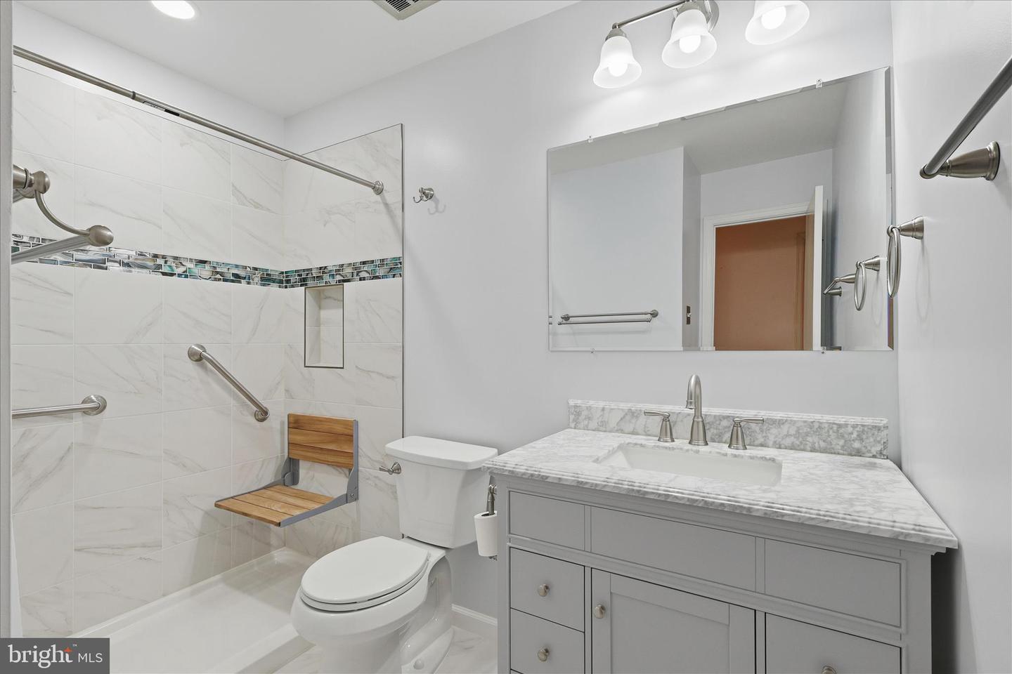 12466 HENDERSON RD, CLIFTON, Virginia 20124, 4 Bedrooms Bedrooms, ,3 BathroomsBathrooms,Residential,For sale,12466 HENDERSON RD,VAFX2287524 MLS # VAFX2287524