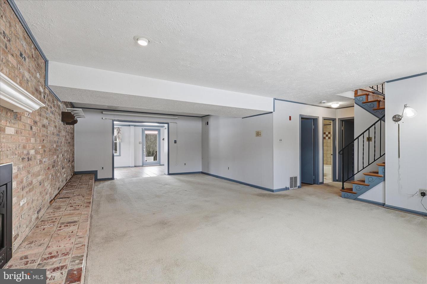 12466 HENDERSON RD, CLIFTON, Virginia 20124, 4 Bedrooms Bedrooms, ,3 BathroomsBathrooms,Residential,For sale,12466 HENDERSON RD,VAFX2287524 MLS # VAFX2287524