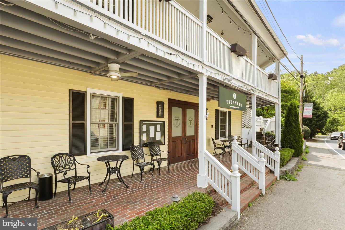 12466 HENDERSON RD, CLIFTON, Virginia 20124, 4 Bedrooms Bedrooms, ,3 BathroomsBathrooms,Residential,For sale,12466 HENDERSON RD,VAFX2287524 MLS # VAFX2287524