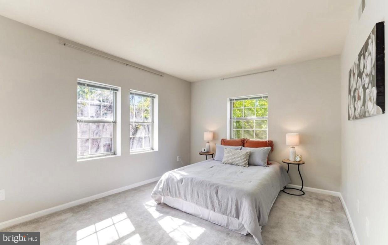 1742 N RHODES ST #5-304, ARLINGTON, Virginia 22201, 1 Bedroom Bedrooms, ,1 BathroomBathrooms,Residential,For sale,1742 N RHODES ST #5-304,VAAR2068170 MLS # VAAR2068170