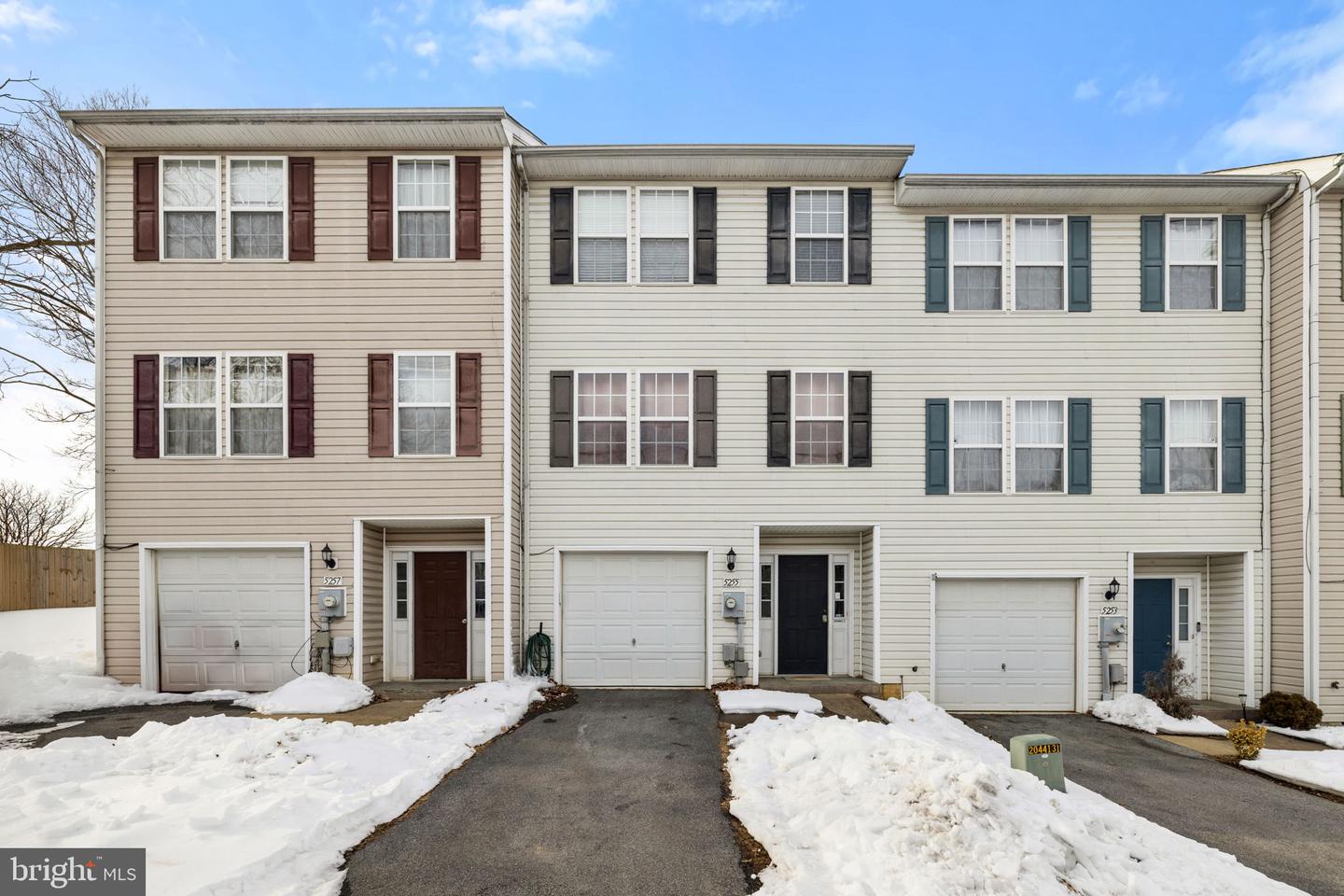 5255 MULBERRY TER, STEPHENS CITY, Virginia 22655, 3 Bedrooms Bedrooms, ,2 BathroomsBathrooms,Residential,For sale,5255 MULBERRY TER,VAFV2039254 MLS # VAFV2039254