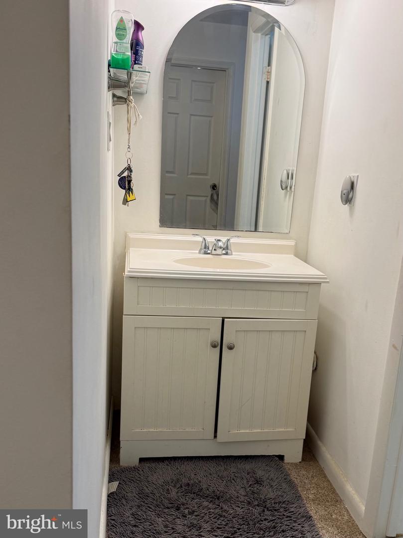 14314 LINDENDALE RD, WOODBRIDGE, Virginia 22193, 5 Bedrooms Bedrooms, ,2 BathroomsBathrooms,Residential,For sale,14314 LINDENDALE RD,VAPW2111564 MLS # VAPW2111564