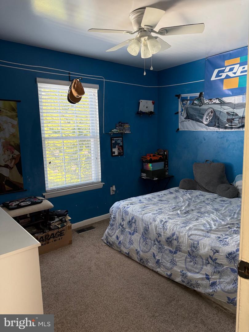 14314 LINDENDALE RD, WOODBRIDGE, Virginia 22193, 5 Bedrooms Bedrooms, ,2 BathroomsBathrooms,Residential,For sale,14314 LINDENDALE RD,VAPW2111564 MLS # VAPW2111564