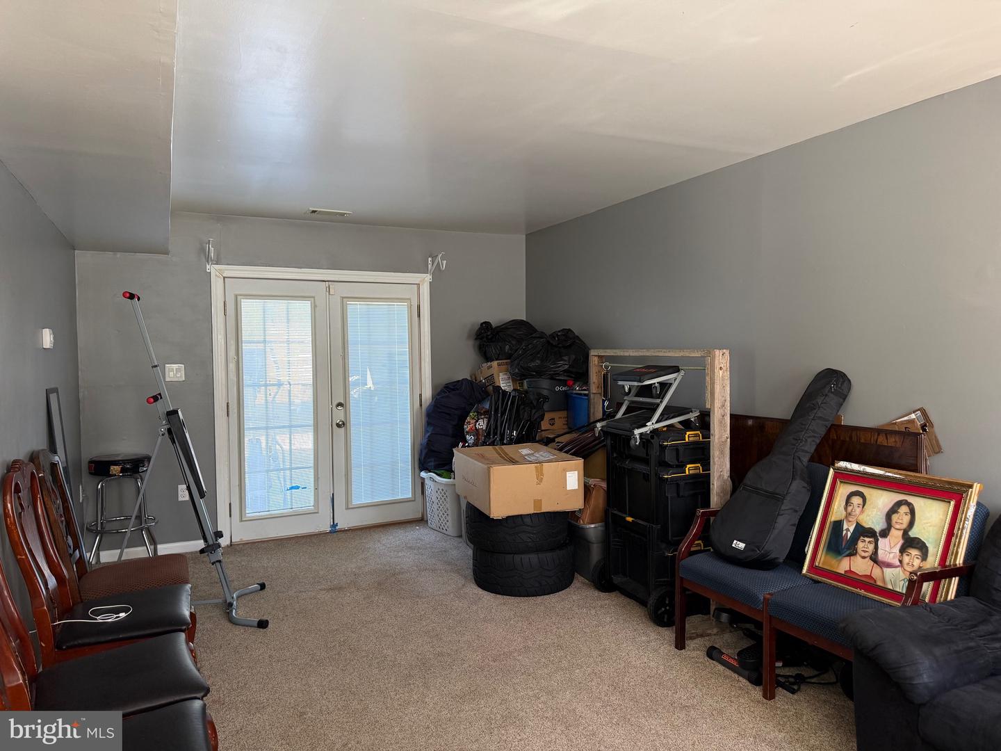 14314 LINDENDALE RD, WOODBRIDGE, Virginia 22193, 5 Bedrooms Bedrooms, ,2 BathroomsBathrooms,Residential,For sale,14314 LINDENDALE RD,VAPW2111564 MLS # VAPW2111564