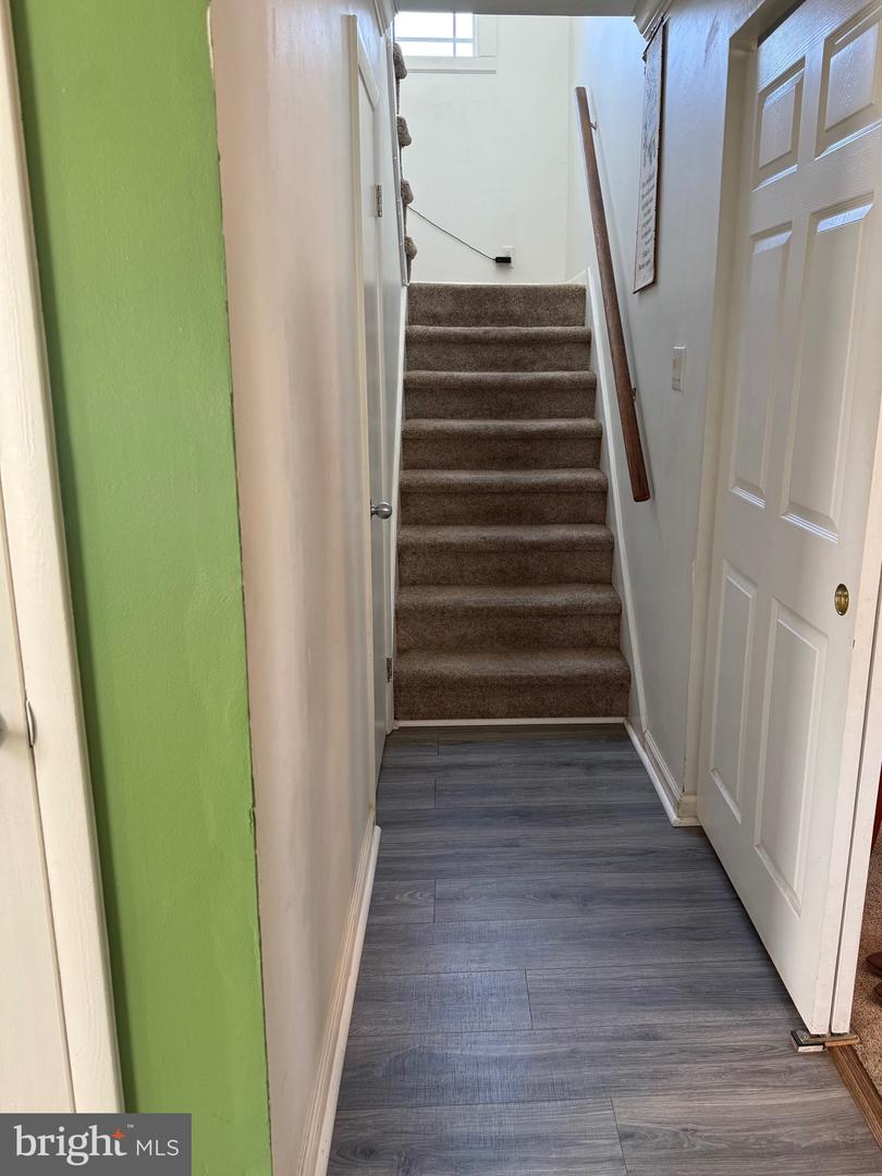 14314 LINDENDALE RD, WOODBRIDGE, Virginia 22193, 5 Bedrooms Bedrooms, ,2 BathroomsBathrooms,Residential,For sale,14314 LINDENDALE RD,VAPW2111564 MLS # VAPW2111564