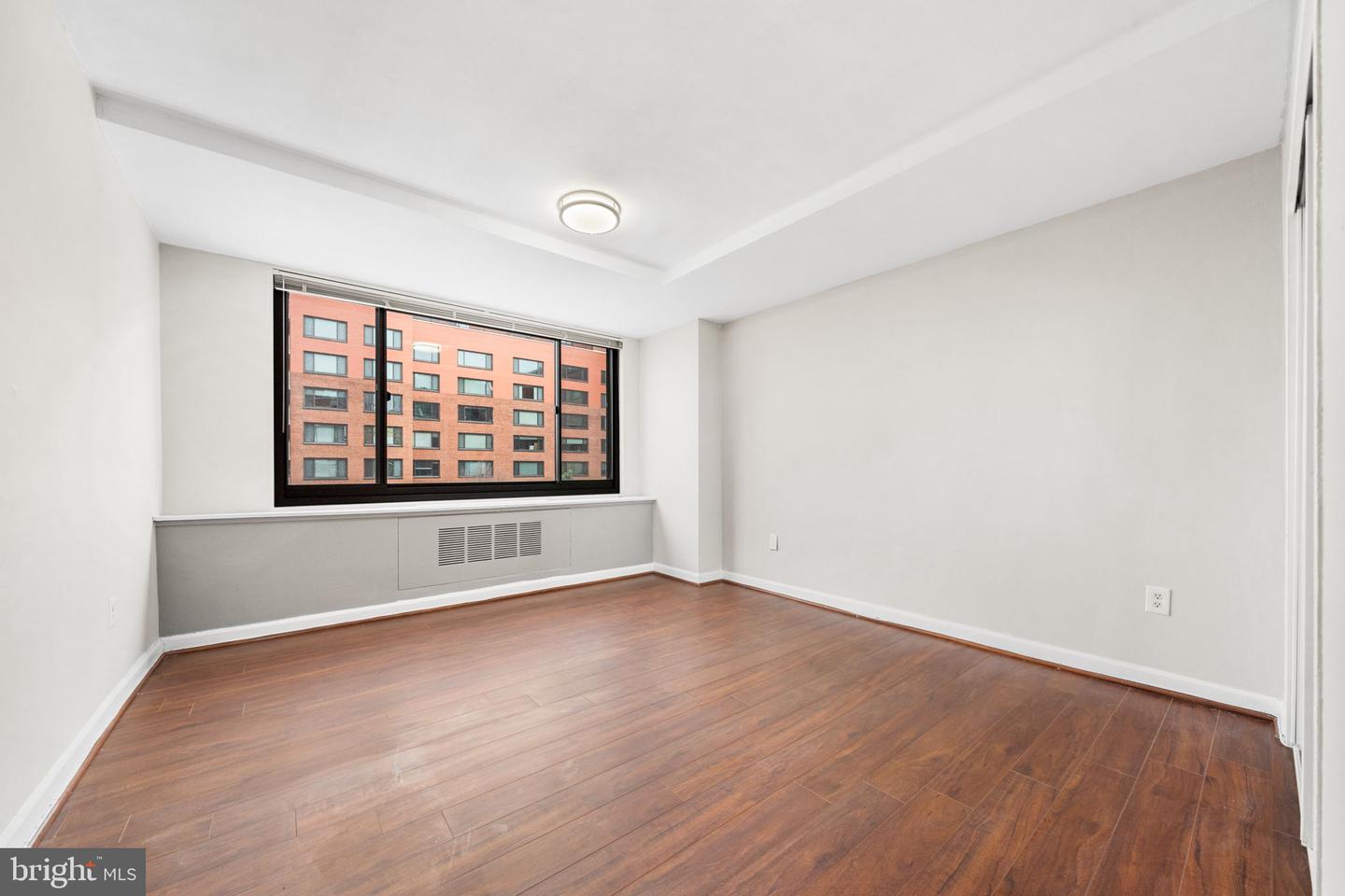 1021 ARLINGTON BLVD #842, ARLINGTON, Virginia 22209, 1 Bedroom Bedrooms, ,1 BathroomBathrooms,Residential,For sale,1021 ARLINGTON BLVD #842,VAAR2068254 MLS # VAAR2068254