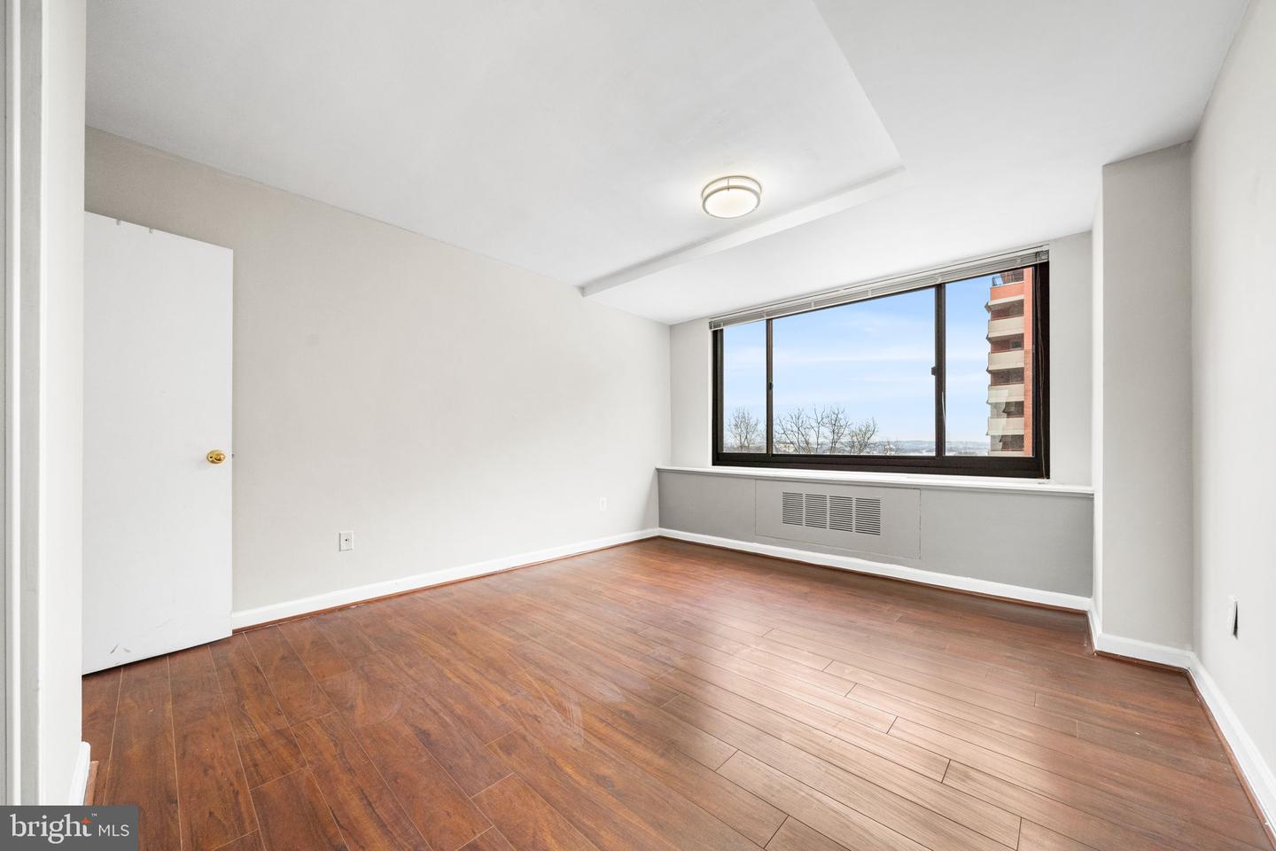 1021 ARLINGTON BLVD #842, ARLINGTON, Virginia 22209, 1 Bedroom Bedrooms, ,1 BathroomBathrooms,Residential,For sale,1021 ARLINGTON BLVD #842,VAAR2068254 MLS # VAAR2068254