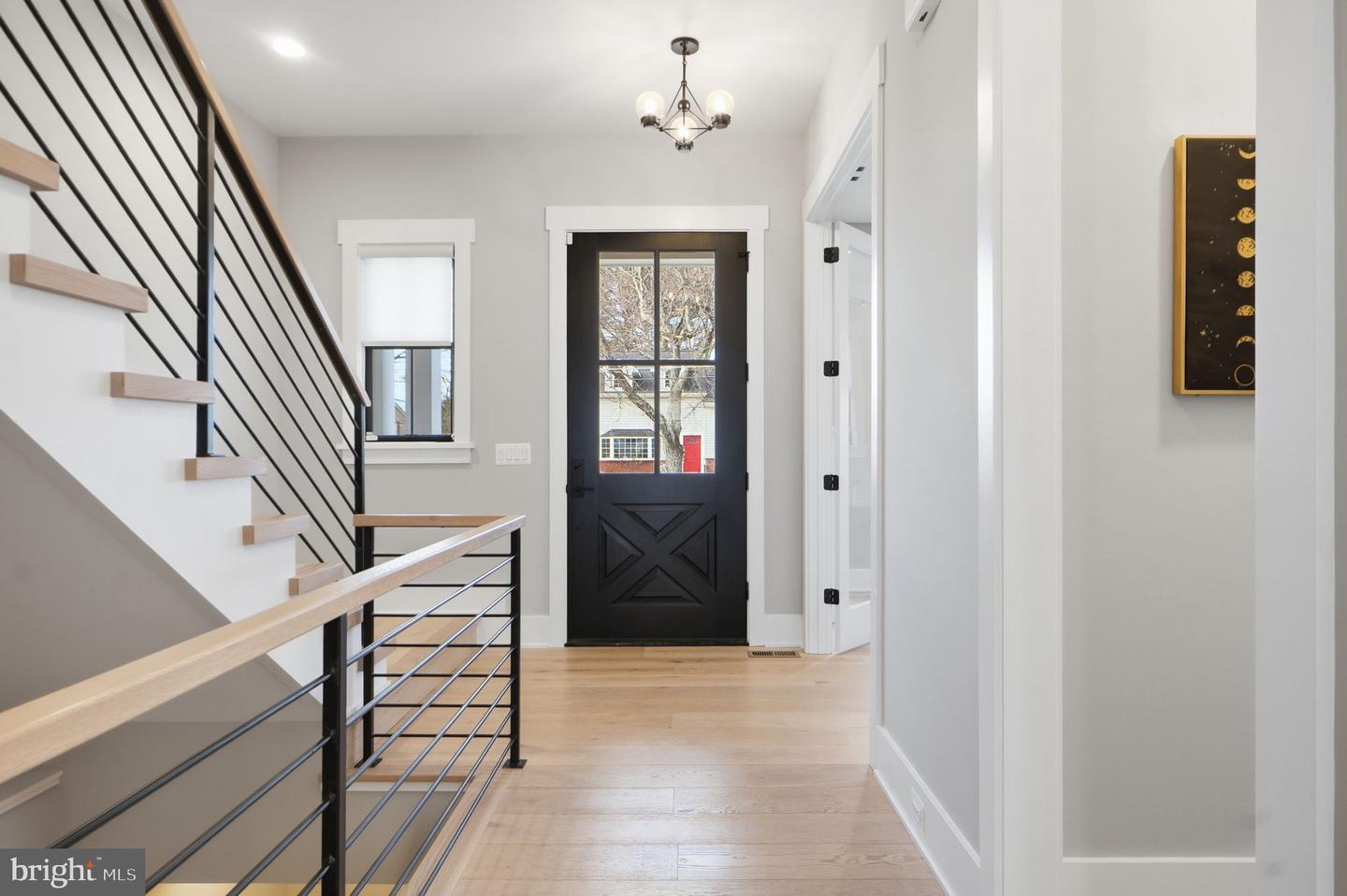 315 CHARLES ST SE, VIENNA, Virginia 22180, 6 Bedrooms Bedrooms, ,6 BathroomsBathrooms,Residential,For sale,315 CHARLES ST SE,VAFX2288004 MLS # VAFX2288004