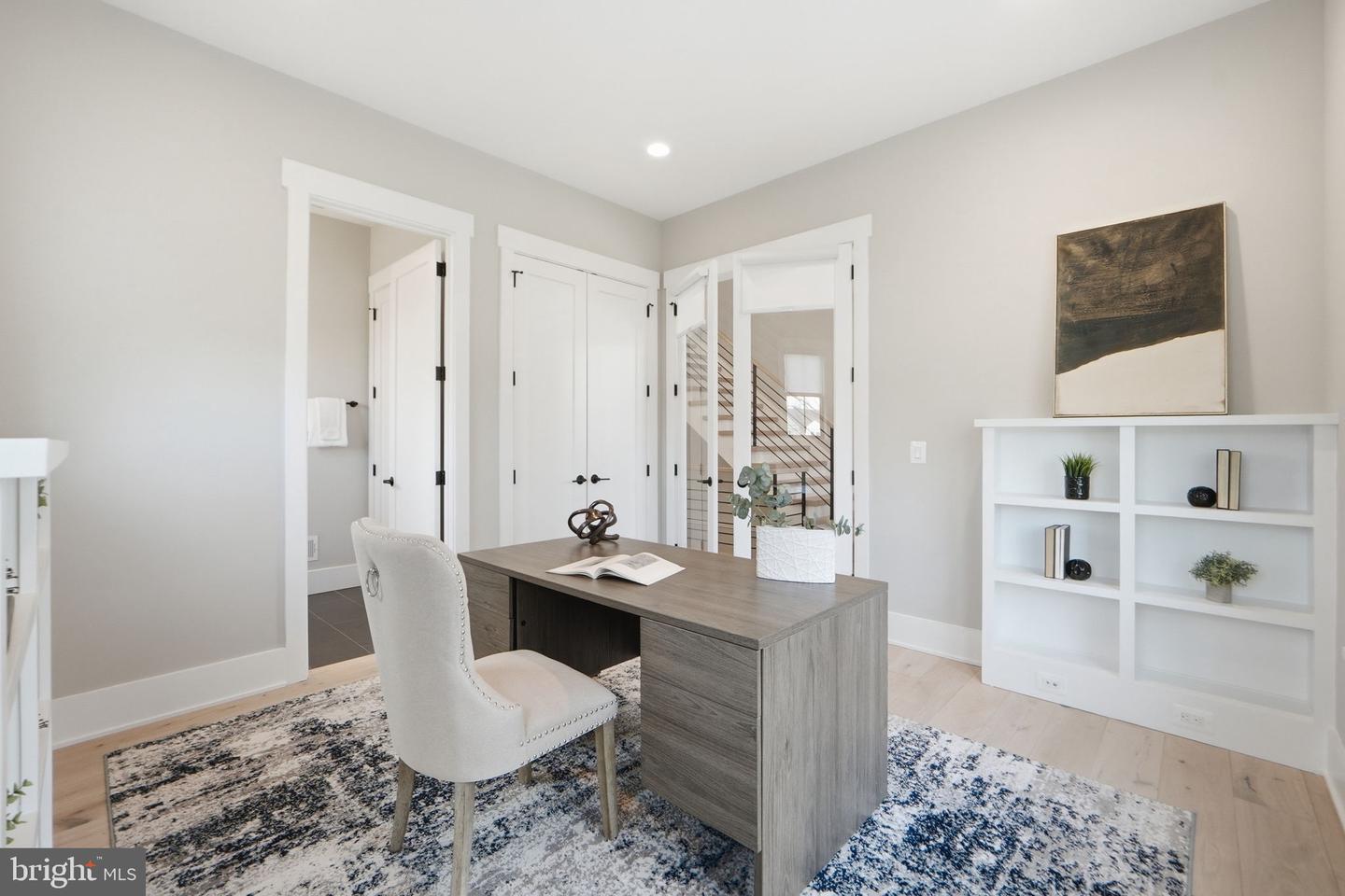 315 CHARLES ST SE, VIENNA, Virginia 22180, 6 Bedrooms Bedrooms, ,6 BathroomsBathrooms,Residential,For sale,315 CHARLES ST SE,VAFX2288004 MLS # VAFX2288004