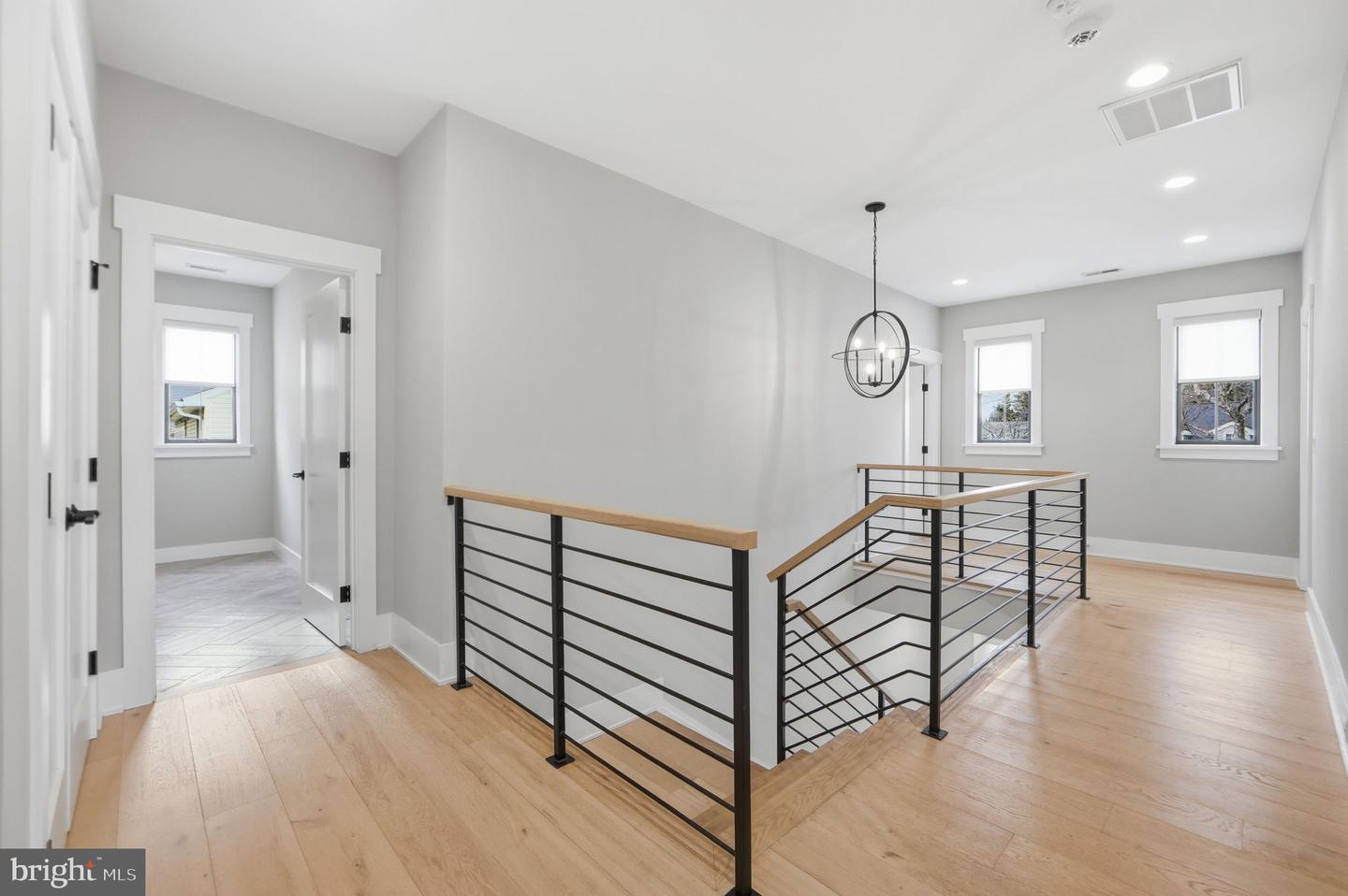 315 CHARLES ST SE, VIENNA, Virginia 22180, 6 Bedrooms Bedrooms, ,6 BathroomsBathrooms,Residential,For sale,315 CHARLES ST SE,VAFX2288004 MLS # VAFX2288004