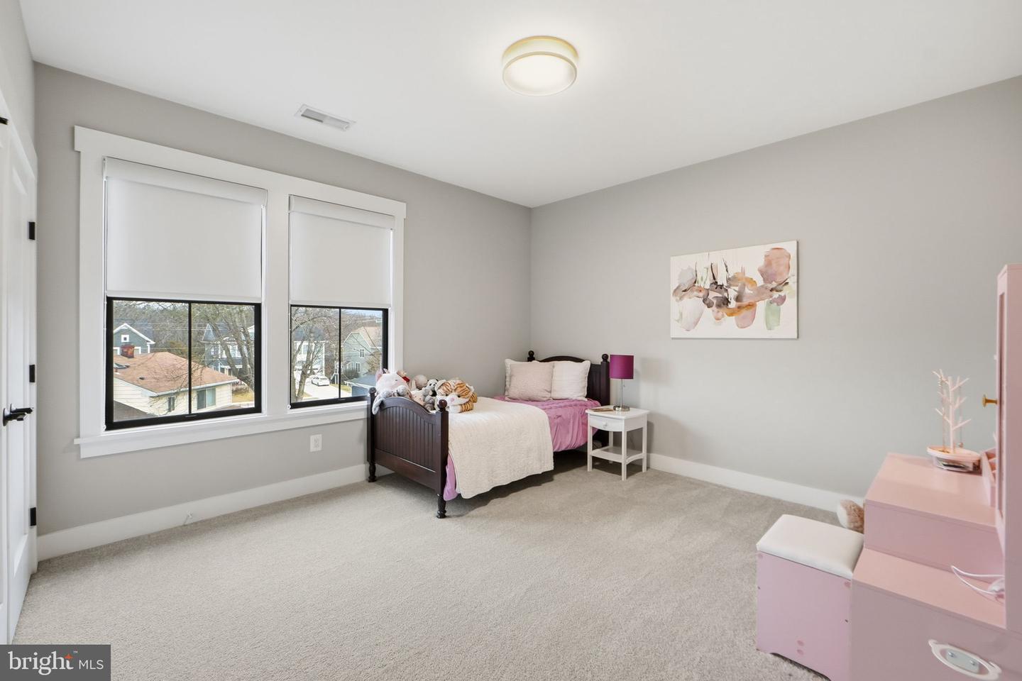 315 CHARLES ST SE, VIENNA, Virginia 22180, 6 Bedrooms Bedrooms, ,6 BathroomsBathrooms,Residential,For sale,315 CHARLES ST SE,VAFX2288004 MLS # VAFX2288004