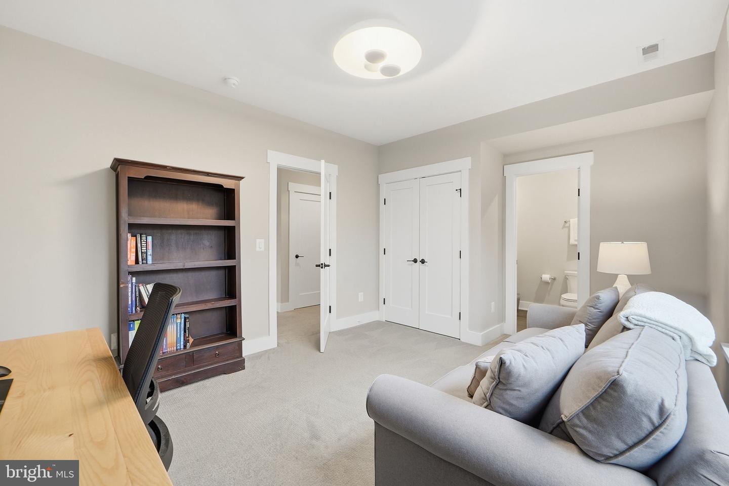 315 CHARLES ST SE, VIENNA, Virginia 22180, 6 Bedrooms Bedrooms, ,6 BathroomsBathrooms,Residential,For sale,315 CHARLES ST SE,VAFX2288004 MLS # VAFX2288004