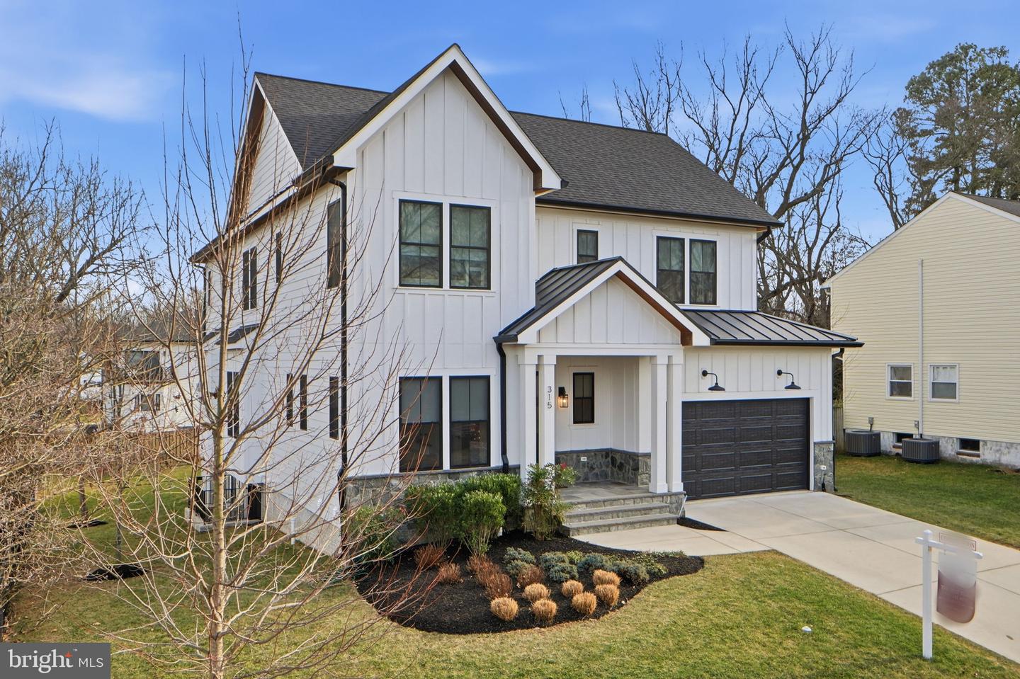 315 CHARLES ST SE, VIENNA, Virginia 22180, 6 Bedrooms Bedrooms, ,6 BathroomsBathrooms,Residential,For sale,315 CHARLES ST SE,VAFX2288004 MLS # VAFX2288004