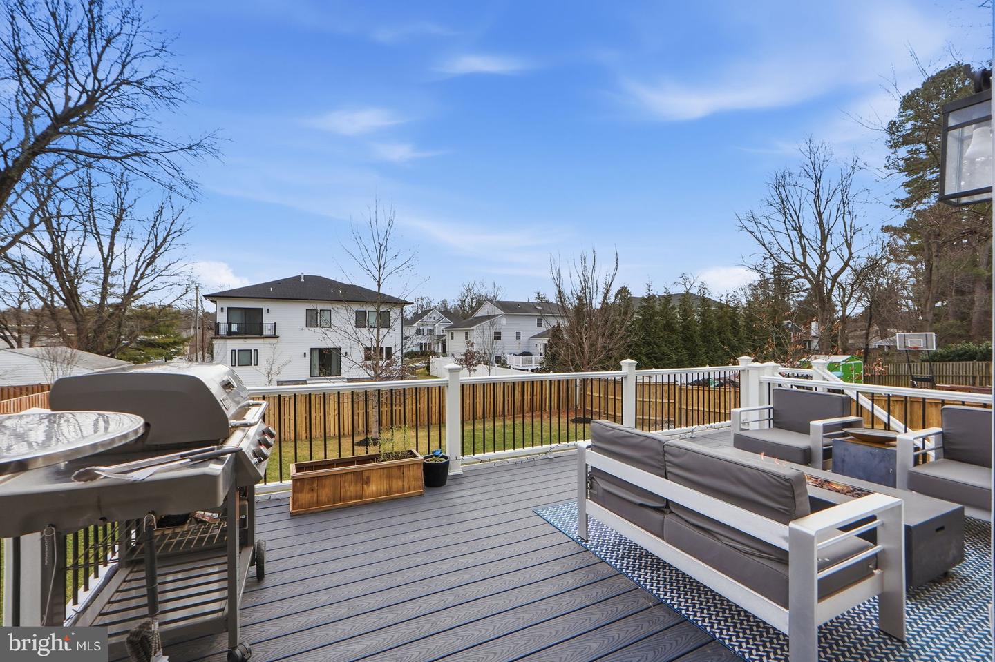 315 CHARLES ST SE, VIENNA, Virginia 22180, 6 Bedrooms Bedrooms, ,6 BathroomsBathrooms,Residential,For sale,315 CHARLES ST SE,VAFX2288004 MLS # VAFX2288004