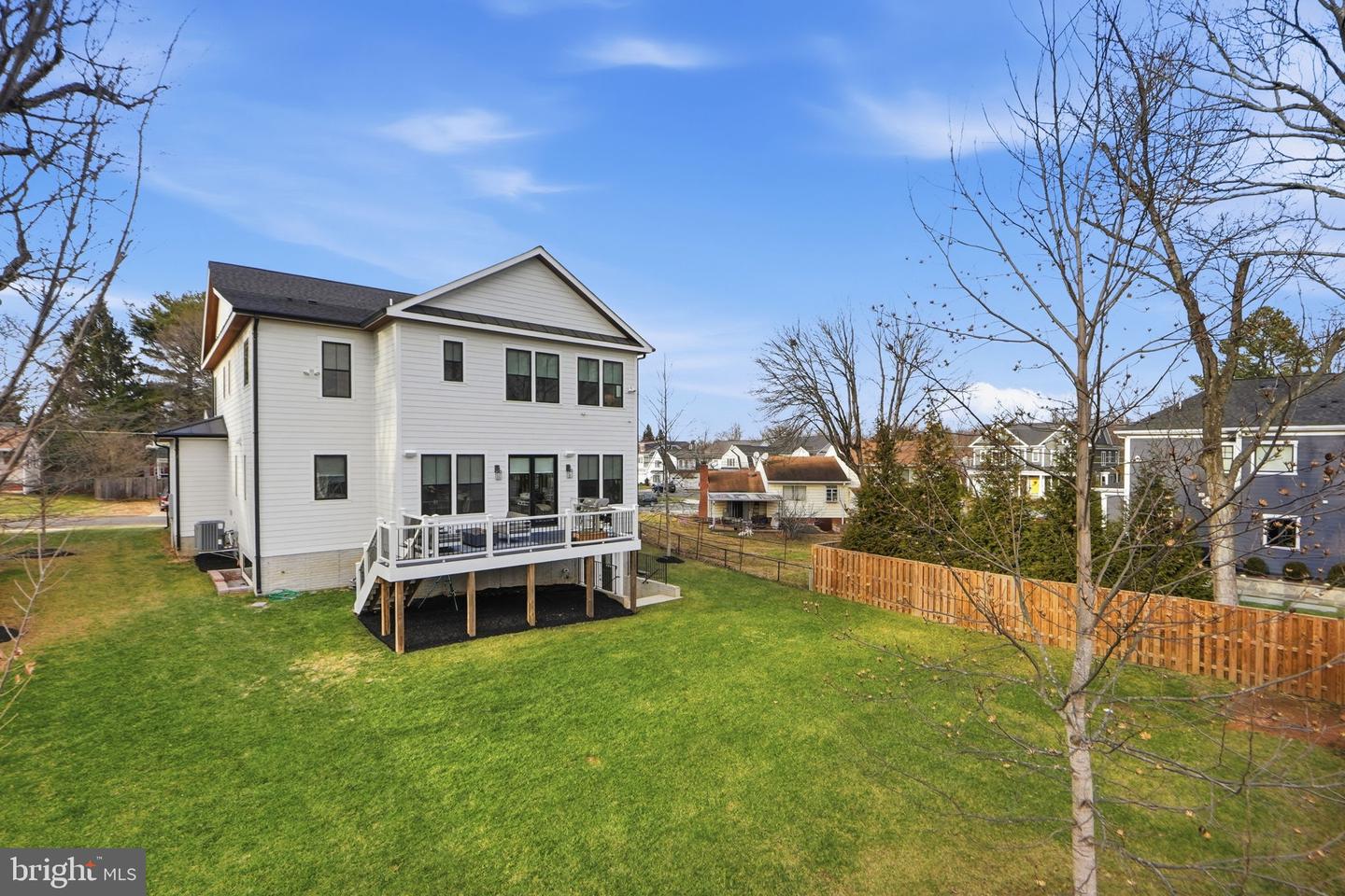 315 CHARLES ST SE, VIENNA, Virginia 22180, 6 Bedrooms Bedrooms, ,6 BathroomsBathrooms,Residential,For sale,315 CHARLES ST SE,VAFX2288004 MLS # VAFX2288004