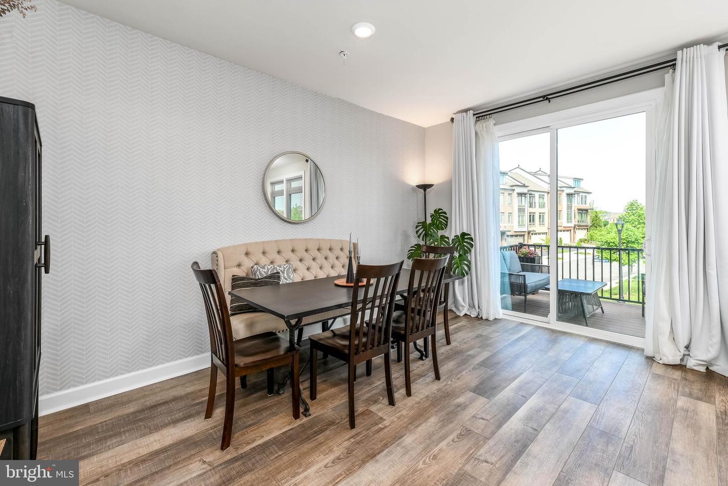 1612 ROCKY SHALE TER SE, LEESBURG, Virginia 20175, 3 Bedrooms Bedrooms, ,3 BathroomsBathrooms,Residential,For sale,1612 ROCKY SHALE TER SE,VALO2114888 MLS # VALO2114888