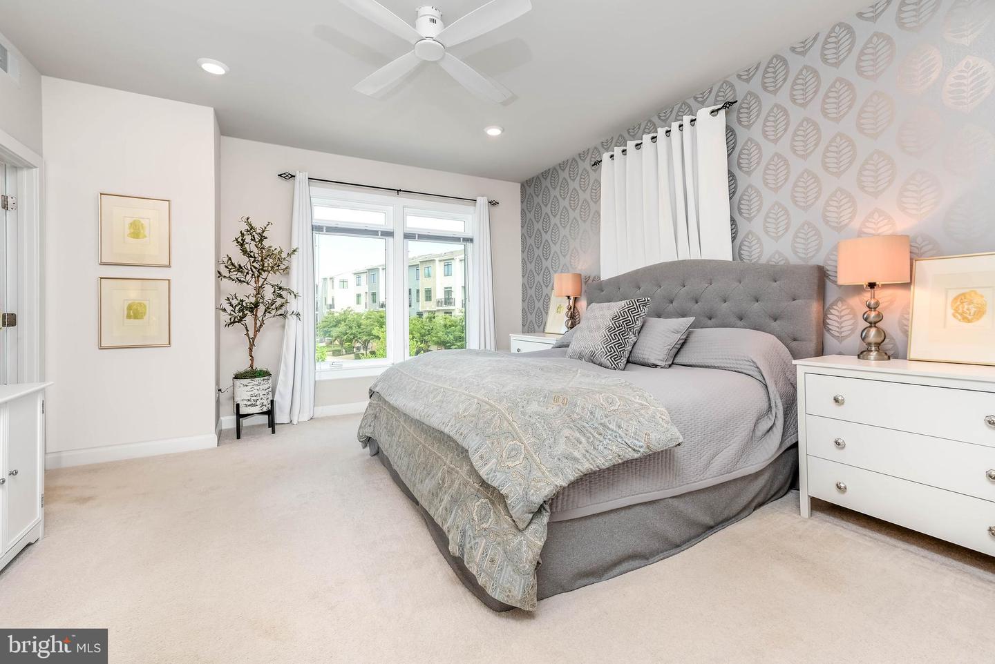 1612 ROCKY SHALE TER SE, LEESBURG, Virginia 20175, 3 Bedrooms Bedrooms, ,3 BathroomsBathrooms,Residential,For sale,1612 ROCKY SHALE TER SE,VALO2114888 MLS # VALO2114888