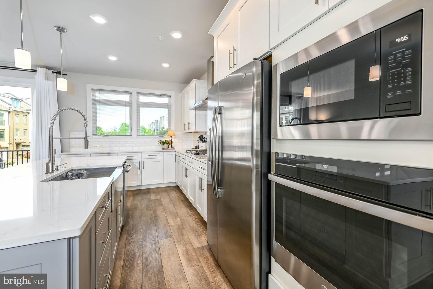 1612 ROCKY SHALE TER SE, LEESBURG, Virginia 20175, 3 Bedrooms Bedrooms, ,3 BathroomsBathrooms,Residential,For sale,1612 ROCKY SHALE TER SE,VALO2114888 MLS # VALO2114888