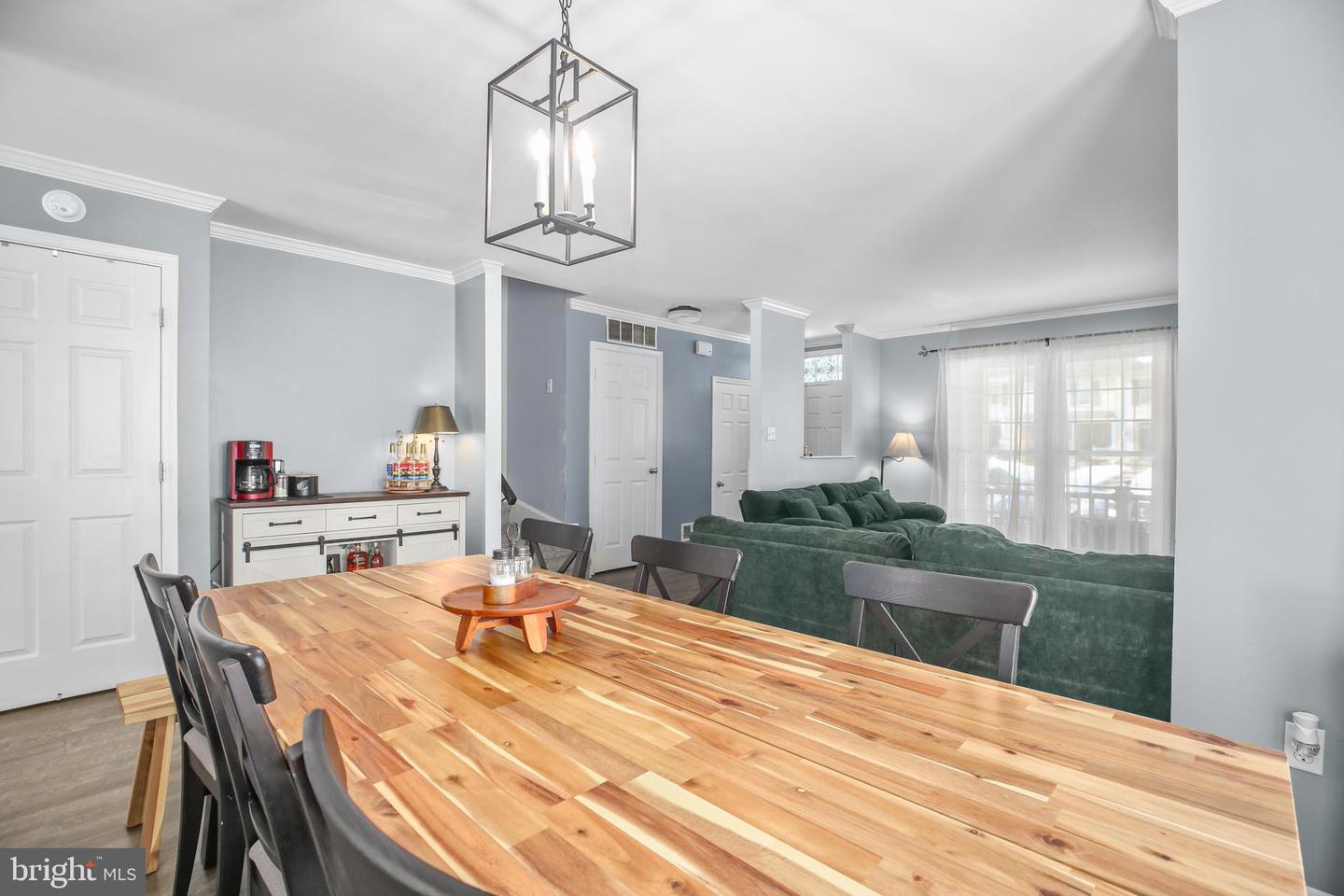 12385 MANCHESTER WAY, WOODBRIDGE, Virginia 22192, 3 Bedrooms Bedrooms, ,3 BathroomsBathrooms,Residential,For sale,12385 MANCHESTER WAY,VAPW2111502 MLS # VAPW2111502