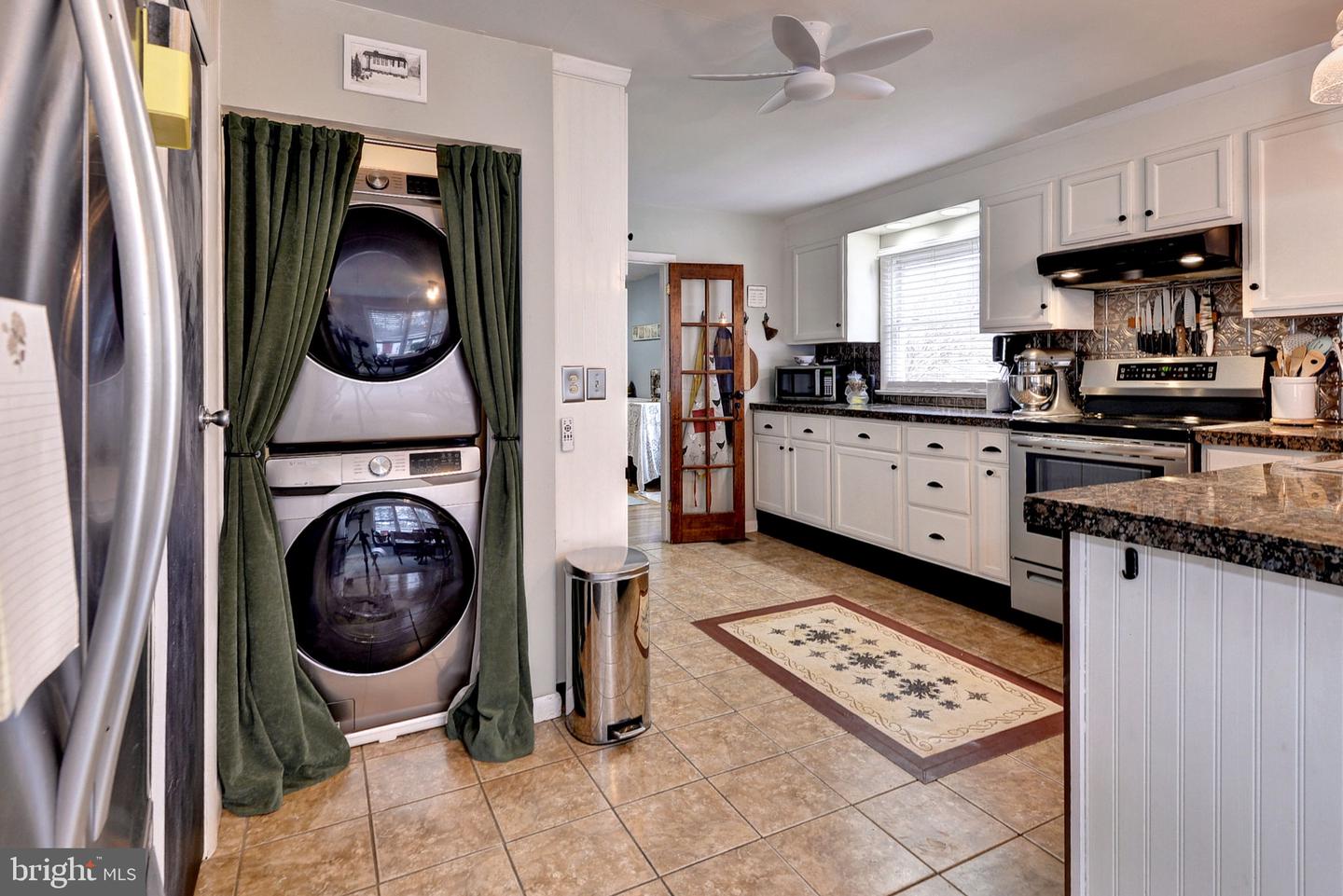 593 CATESBY LN, WILLIAMSBURG, Virginia 23185, 3 Bedrooms Bedrooms, 5 Rooms Rooms,1 BathroomBathrooms,Residential,For sale,593 CATESBY LN,VAYV2000112 MLS # VAYV2000112