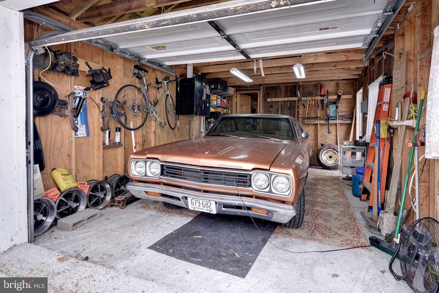 593 CATESBY LN, WILLIAMSBURG, Virginia 23185, 3 Bedrooms Bedrooms, 5 Rooms Rooms,1 BathroomBathrooms,Residential,For sale,593 CATESBY LN,VAYV2000112 MLS # VAYV2000112