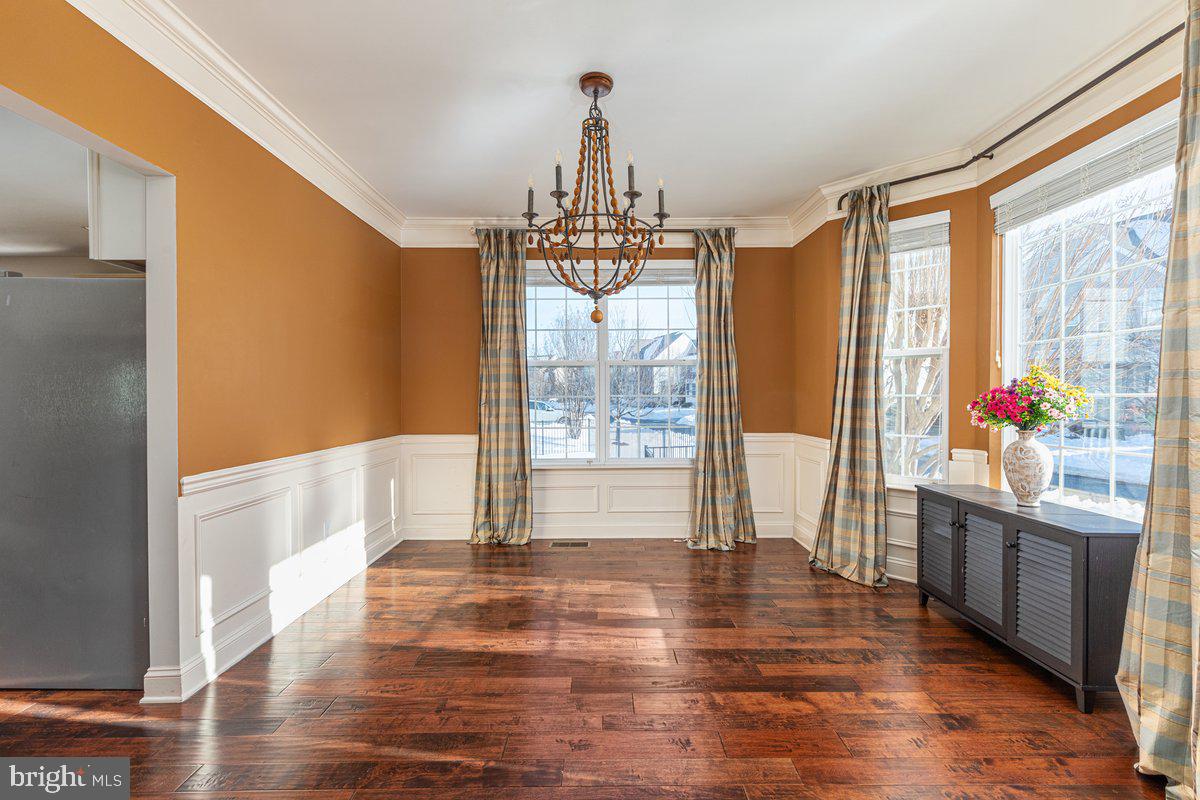 42134 AUTUMN RAIN CIR, BRAMBLETON, Virginia 20148, 5 Bedrooms Bedrooms, ,4 BathroomsBathrooms,Residential,For sale,42134 AUTUMN RAIN CIR,VALO2114934 MLS # VALO2114934