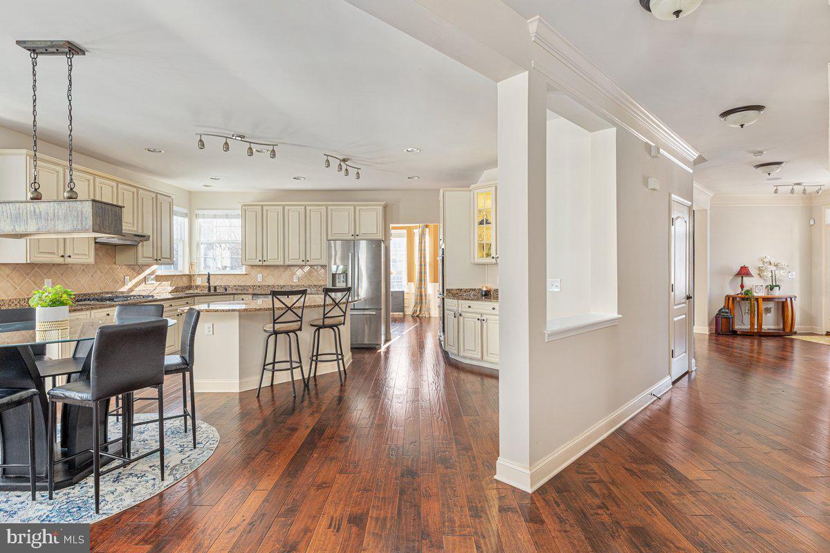 42134 AUTUMN RAIN CIR, BRAMBLETON, Virginia 20148, 5 Bedrooms Bedrooms, ,4 BathroomsBathrooms,Residential,For sale,42134 AUTUMN RAIN CIR,VALO2114934 MLS # VALO2114934